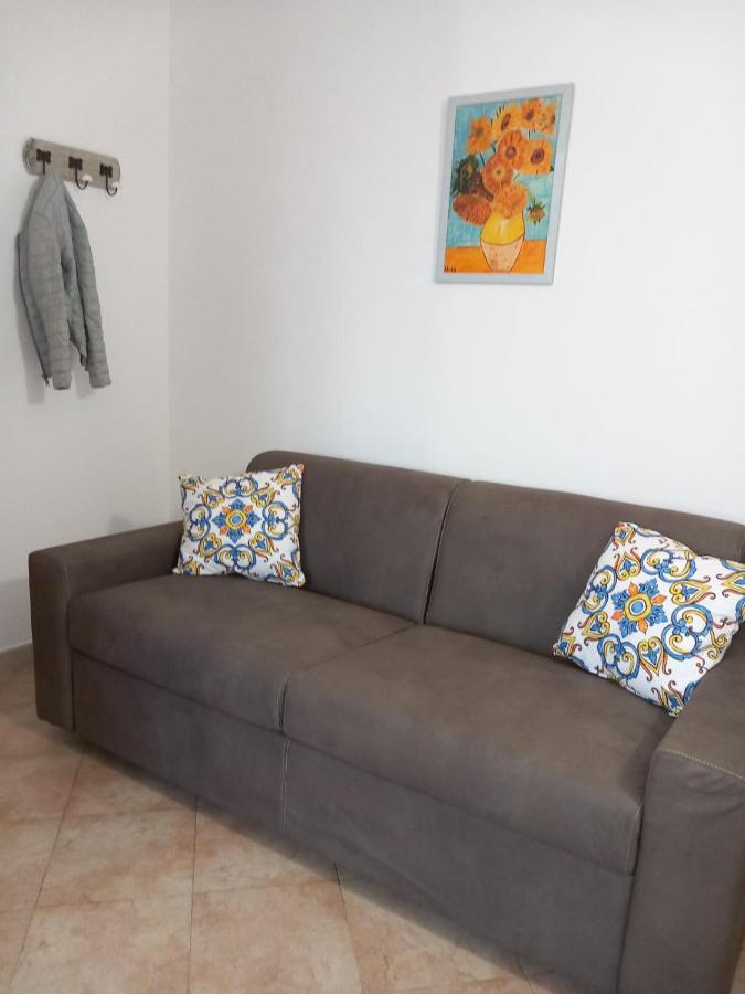 Chilu Lägenhet Cagliari Exteriör bild